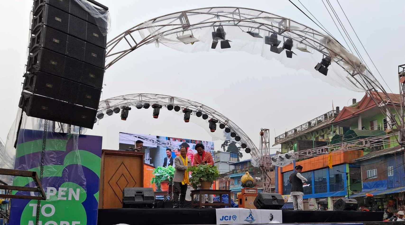 इलामको फिक्कलमा २ दिने सडक महोत्सव शुरु
